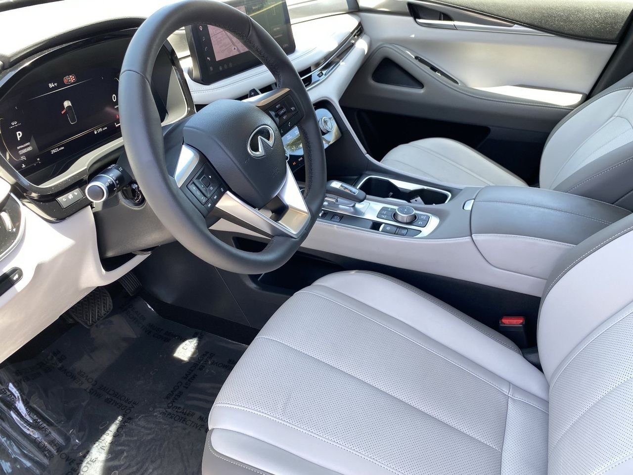 Certified Used 2026 Radiant White INFINITI PURE image 27