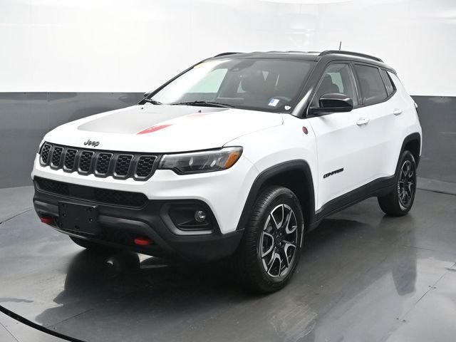 2025 Jeep Compass Trailhawk - Photo 3