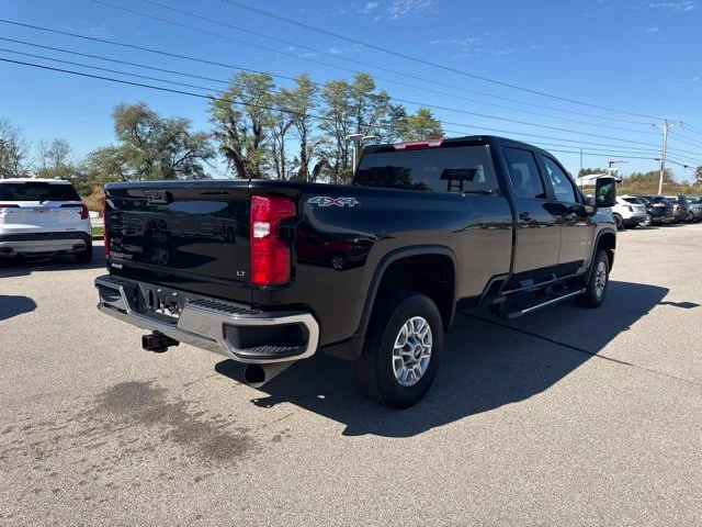 Used 2025 Black Chevrolet LT image 21