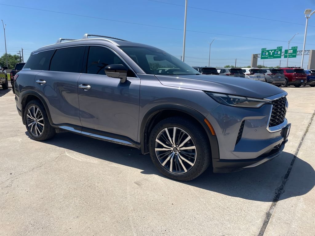 Used 2023 Blue INFINITI Sensory image 7