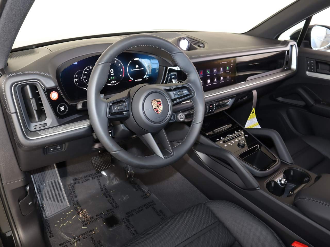 New 2026 Chromite Black Metallic Porsche E-Hybrid image 4