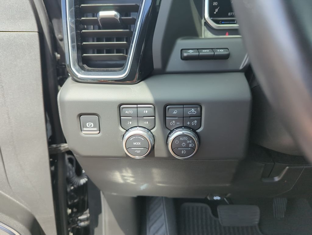 Used 2025 Black GMC Denali Ultimate image 20