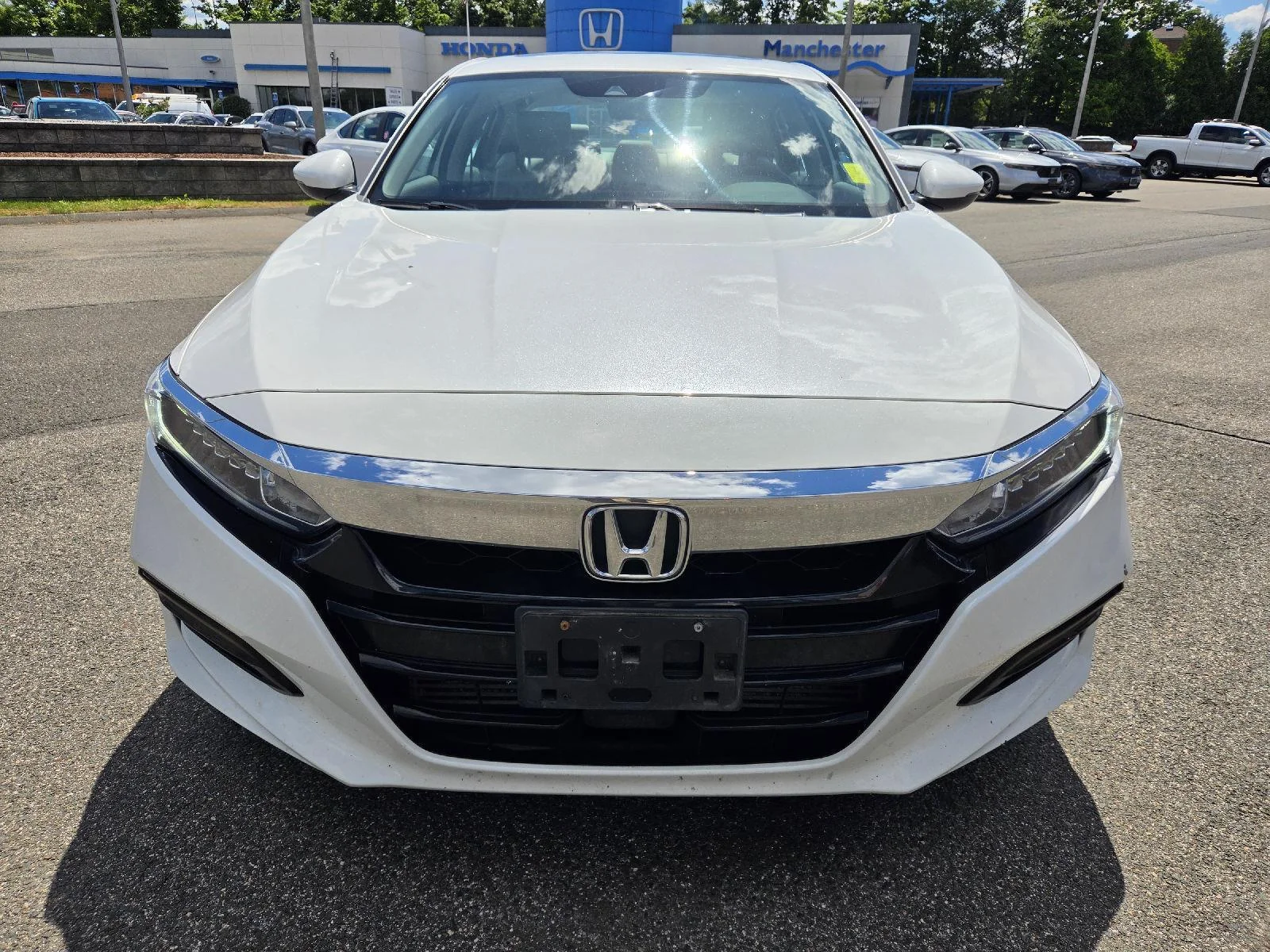 Used 2018 Champagne Frost Pearl Honda EX-L Navi 2.0T image 2