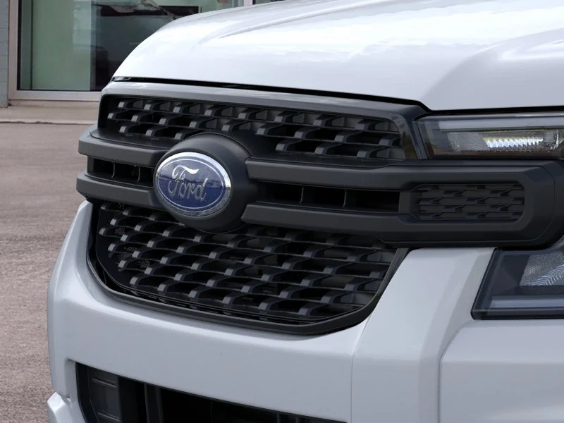 New 2026 Oxford White Ford XL image 17