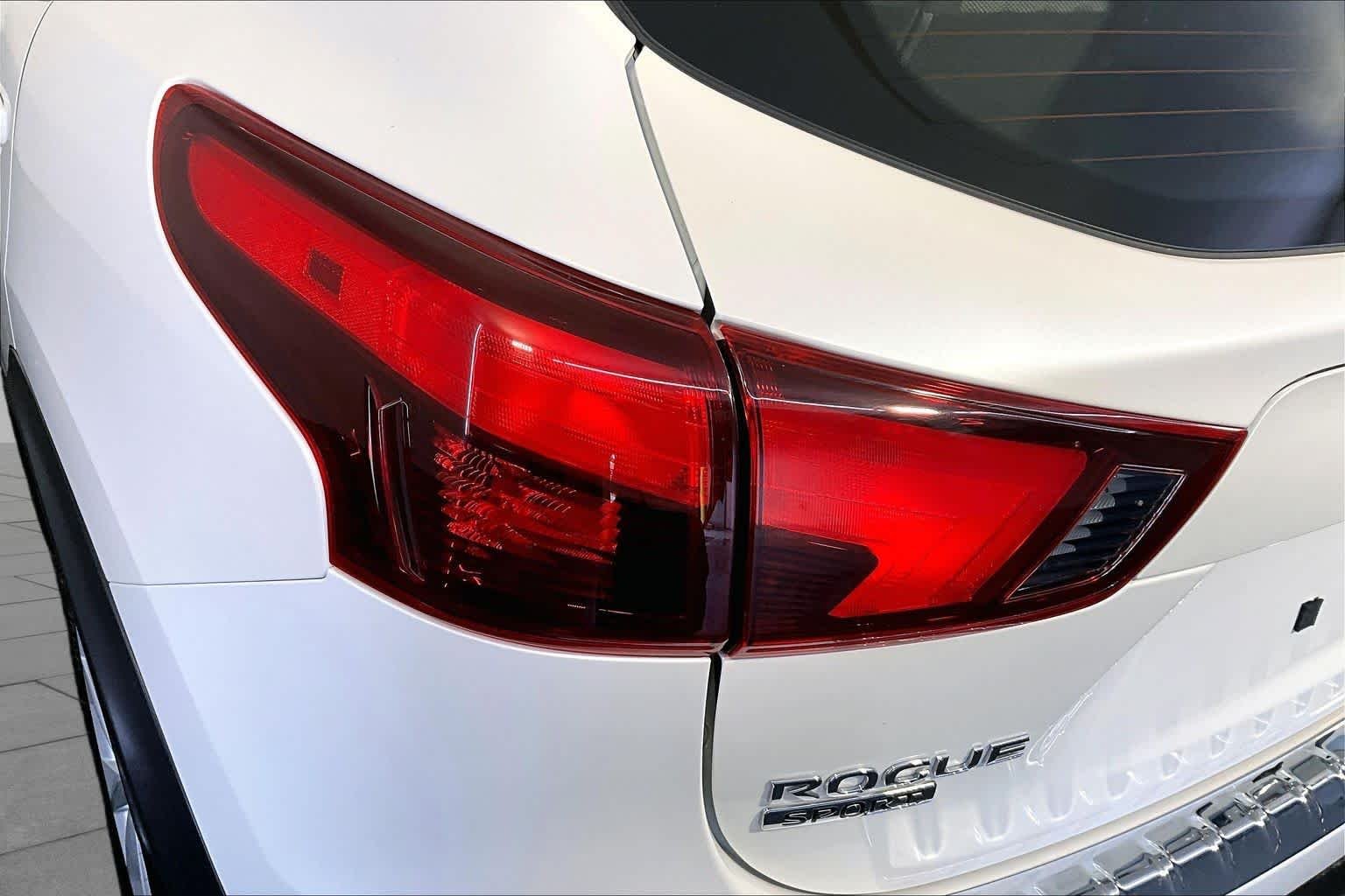 Used 2017 Pearl White Nissan SV image 28