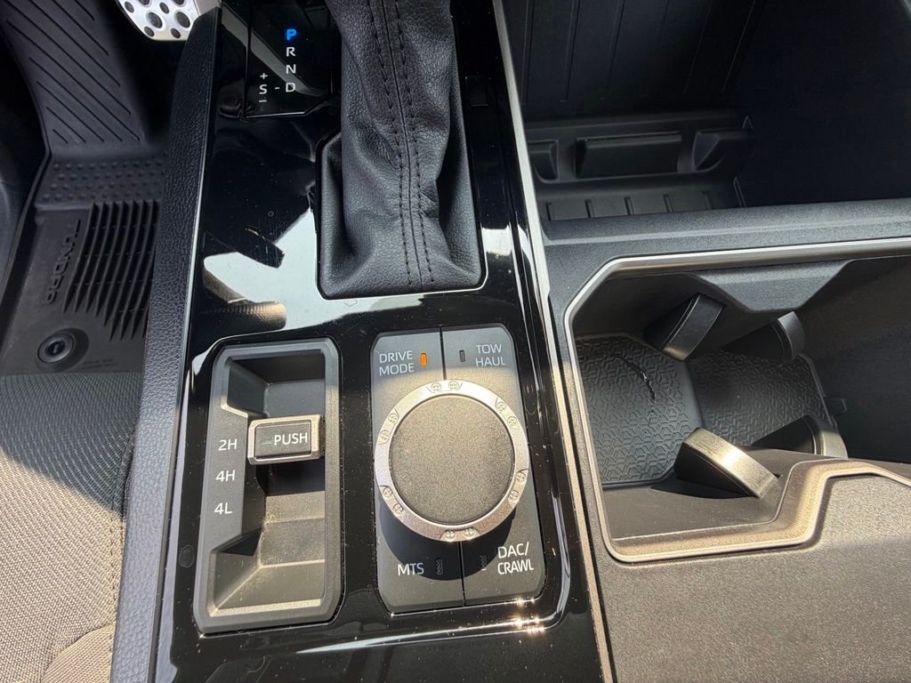 Used 2025 White Toyota SR5 image 32