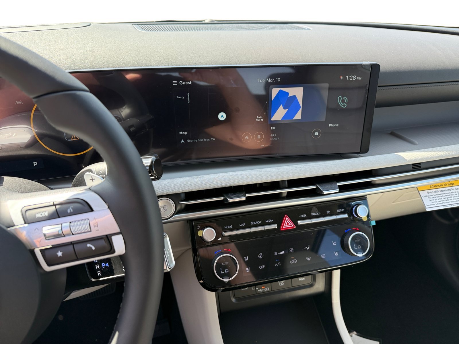 2026 Hyundai Tucson Limited - Photo 12