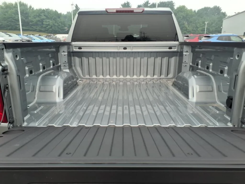 New 2026 Sterling Gray Metallic Chevrolet LT image 5