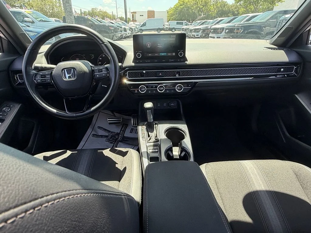 Used 2025 Gray Honda Sport image 13