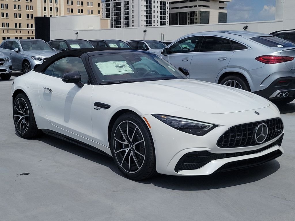 New 2027 MANUFAKTUR Moonlight White Metallic Mercedes-Benz AMG® SL 43 Roadster image 51