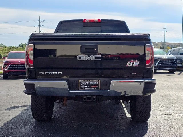 Used 2017 ONYX BLACK GMC SLT image 22