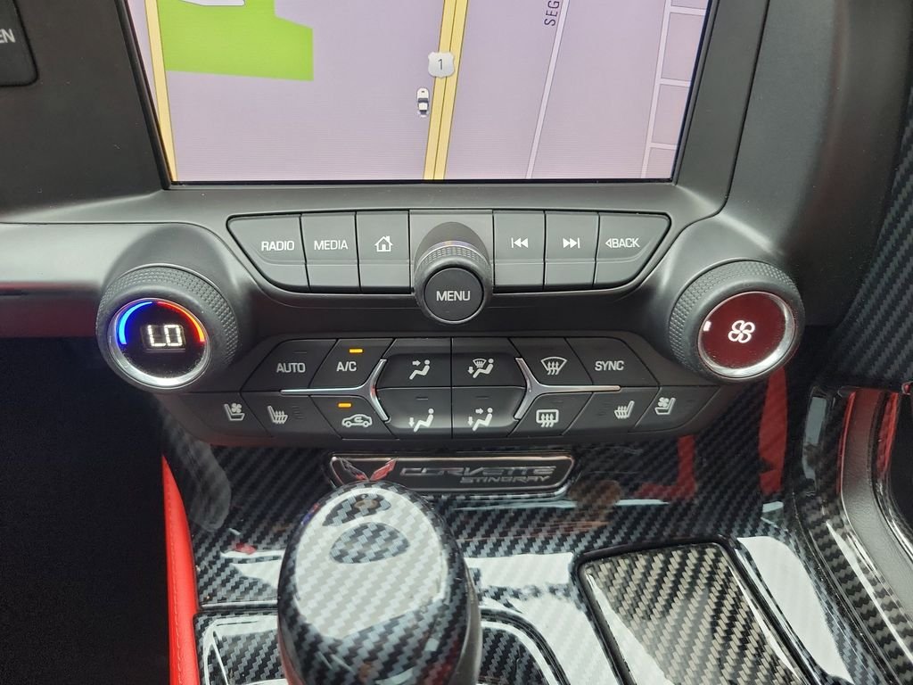 Used 2014 White Chevrolet Z51 image 30