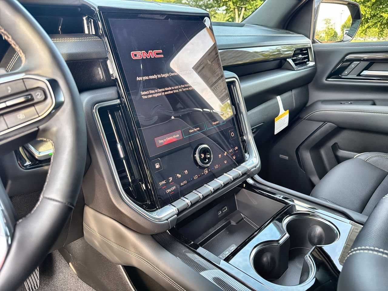 New 2026 Onyx Black GMC Elevation image 11