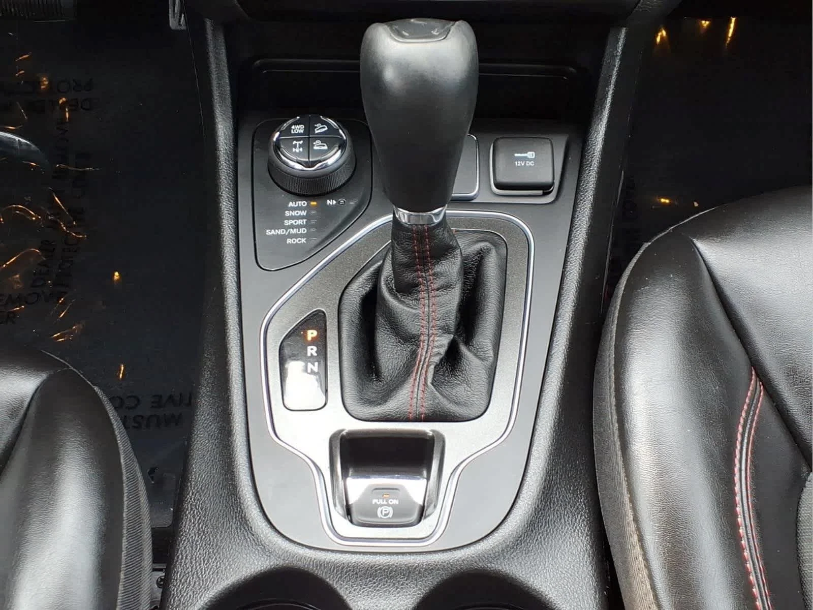 Used 2021 Olive Green Pearlcoat Jeep Trailhawk image 25