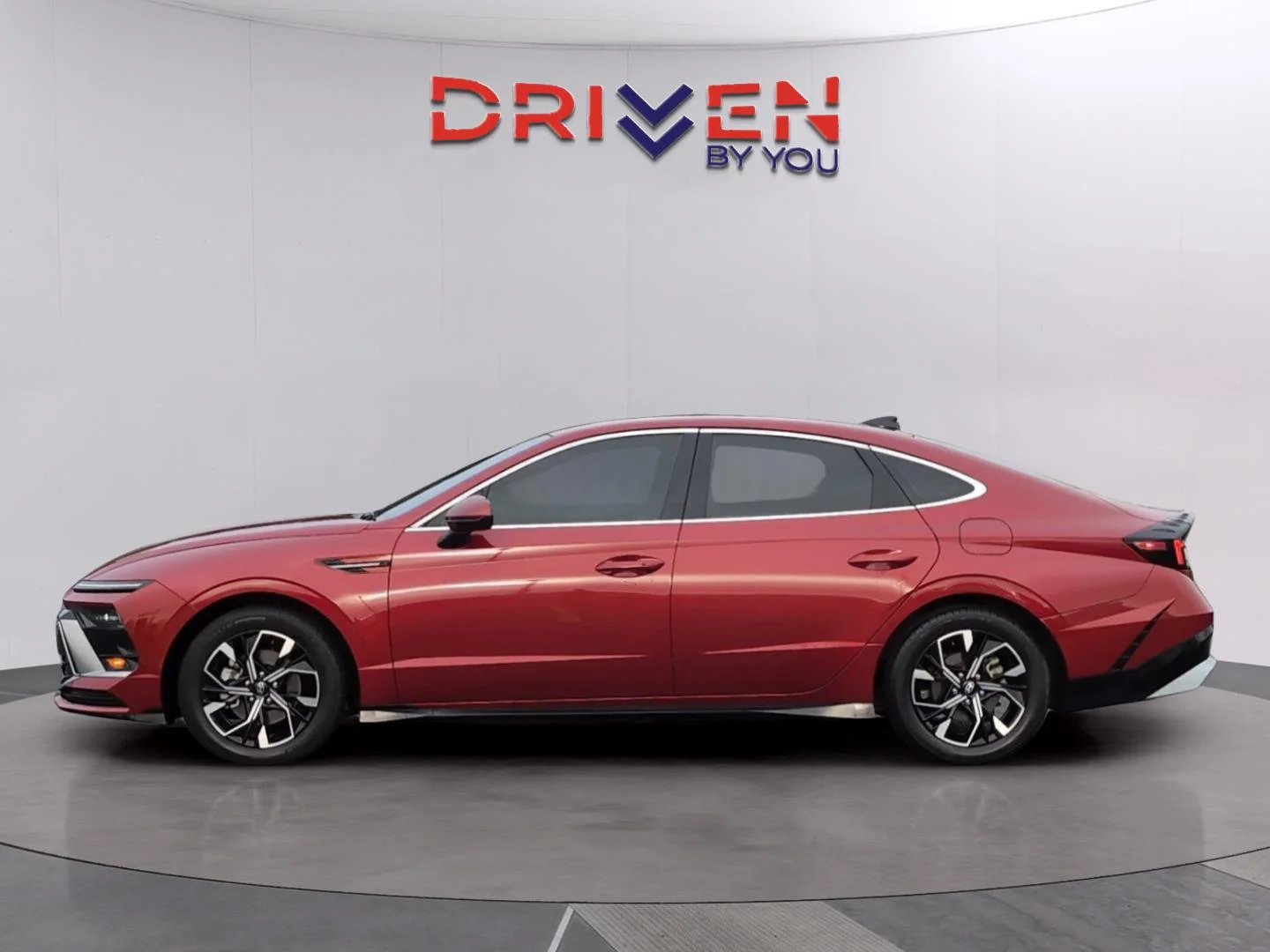 Used 2024 Ultimate red Hyundai SEL image 2