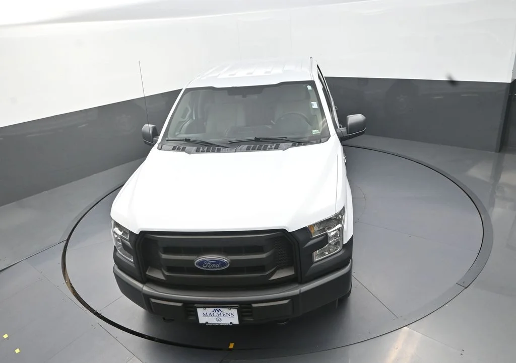 Used 2017 White Ford XL image 15