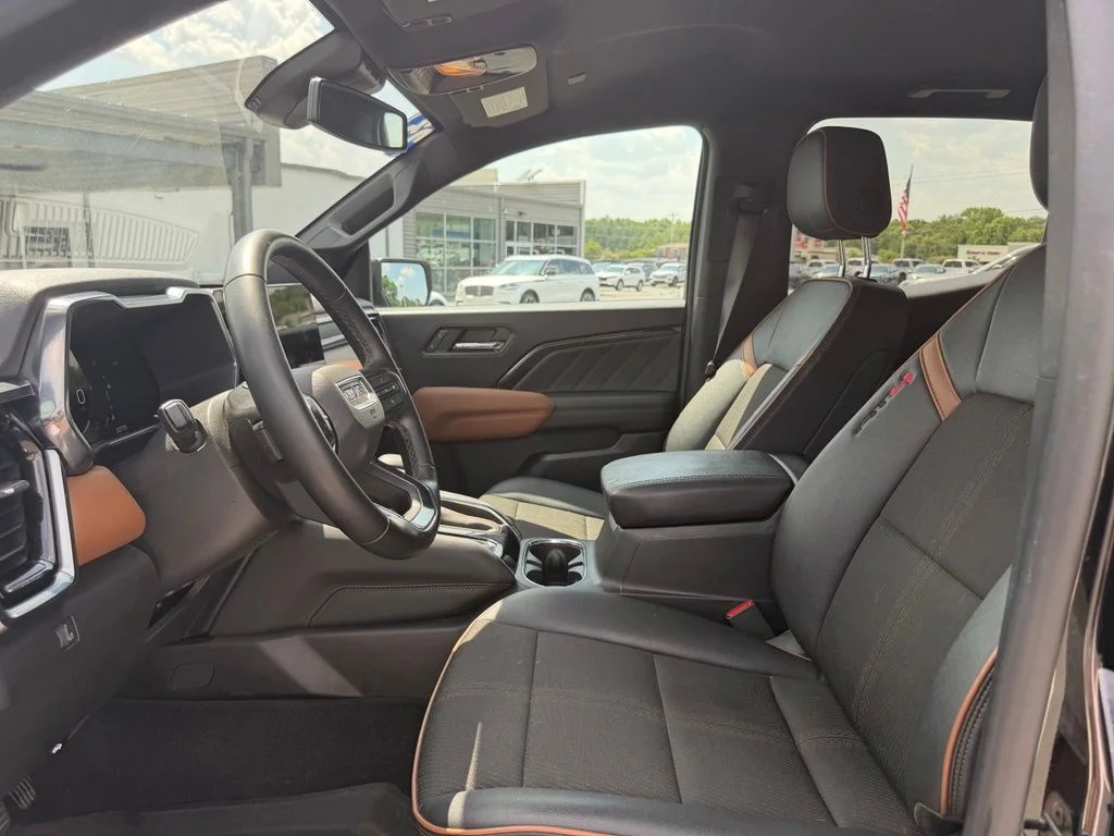Used 2023 Black GMC AT4 image 15