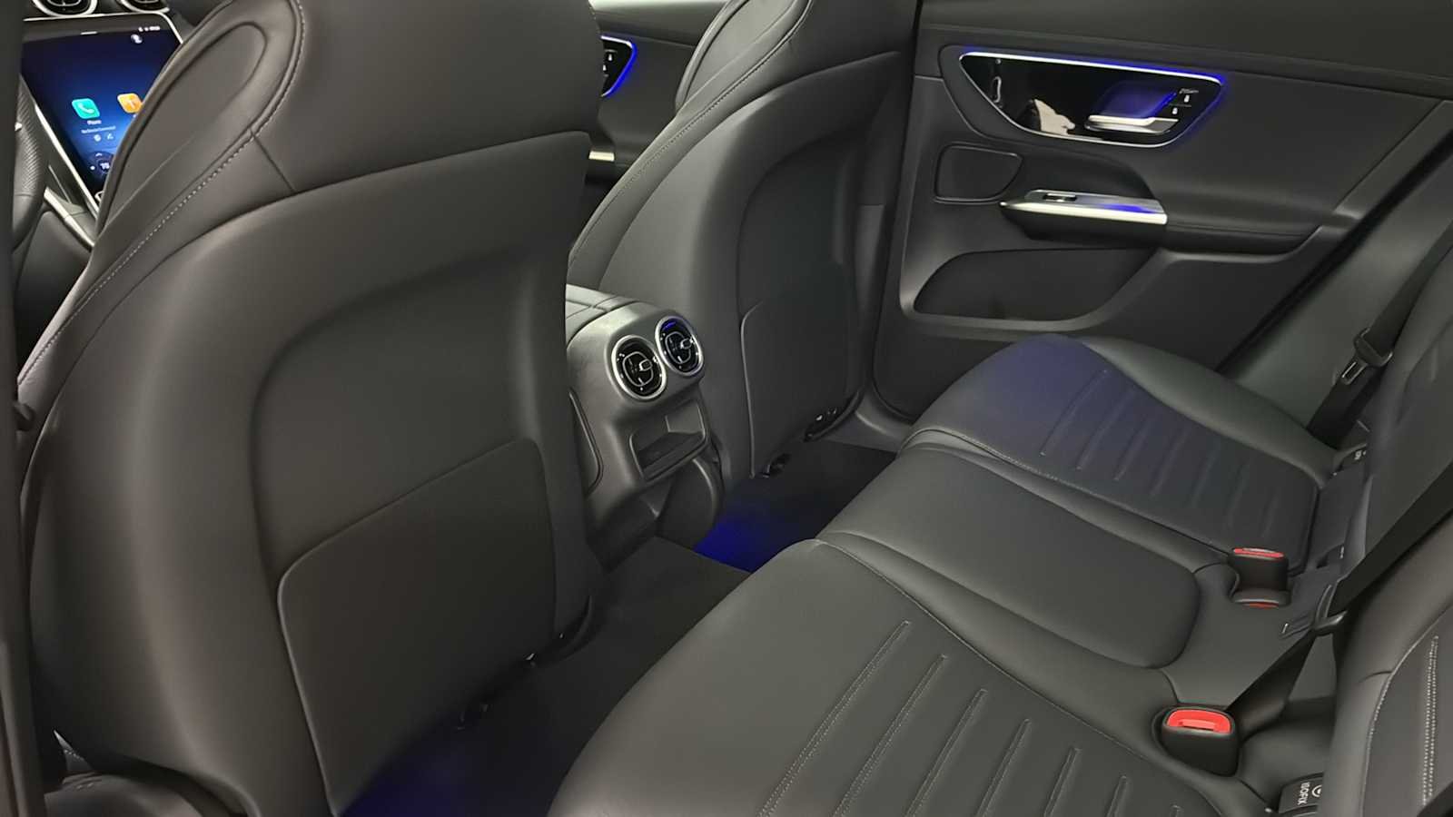 New 2026 Black Mercedes-Benz GLC 300 image 28