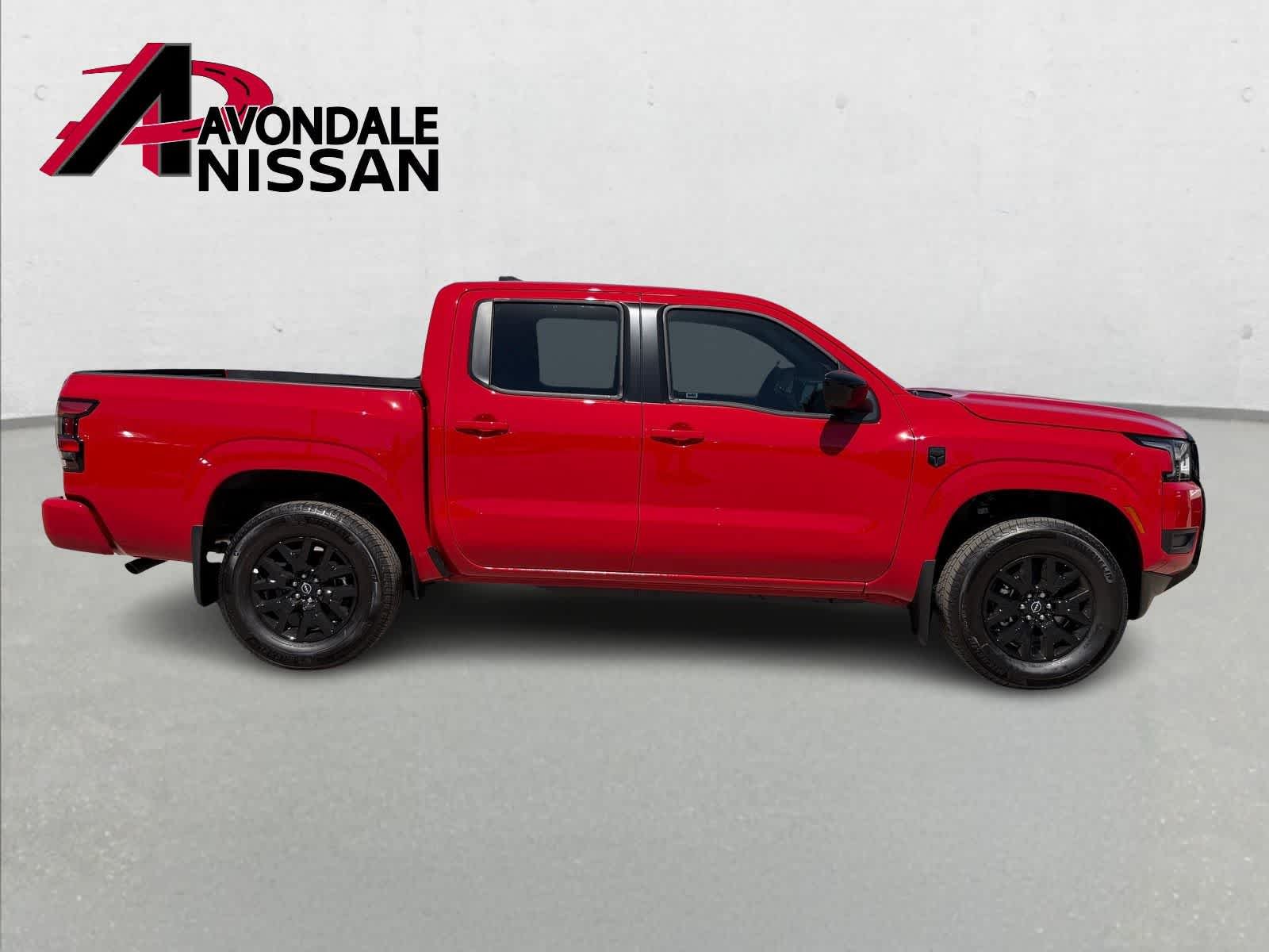Nueva imagen del Nissan Crew Cab SV 2026 Red Alert 7