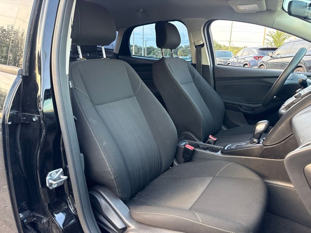 2018 Ford Focus S - Photo 16