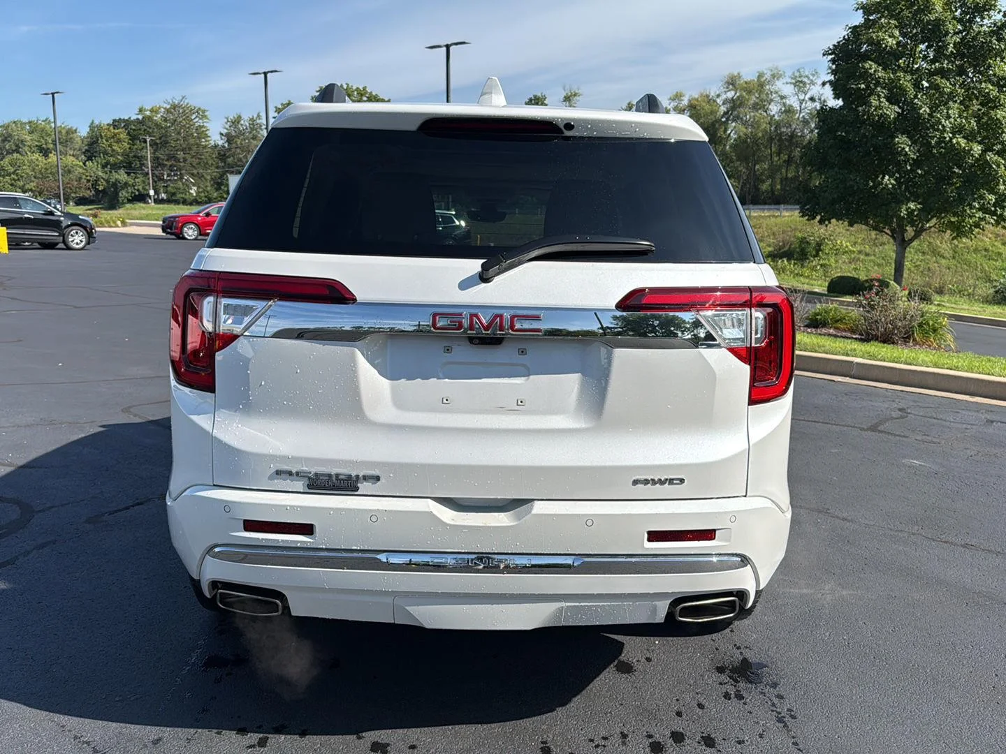 Used 2020 WHITE FROST TRICOAT GMC Denali image 4