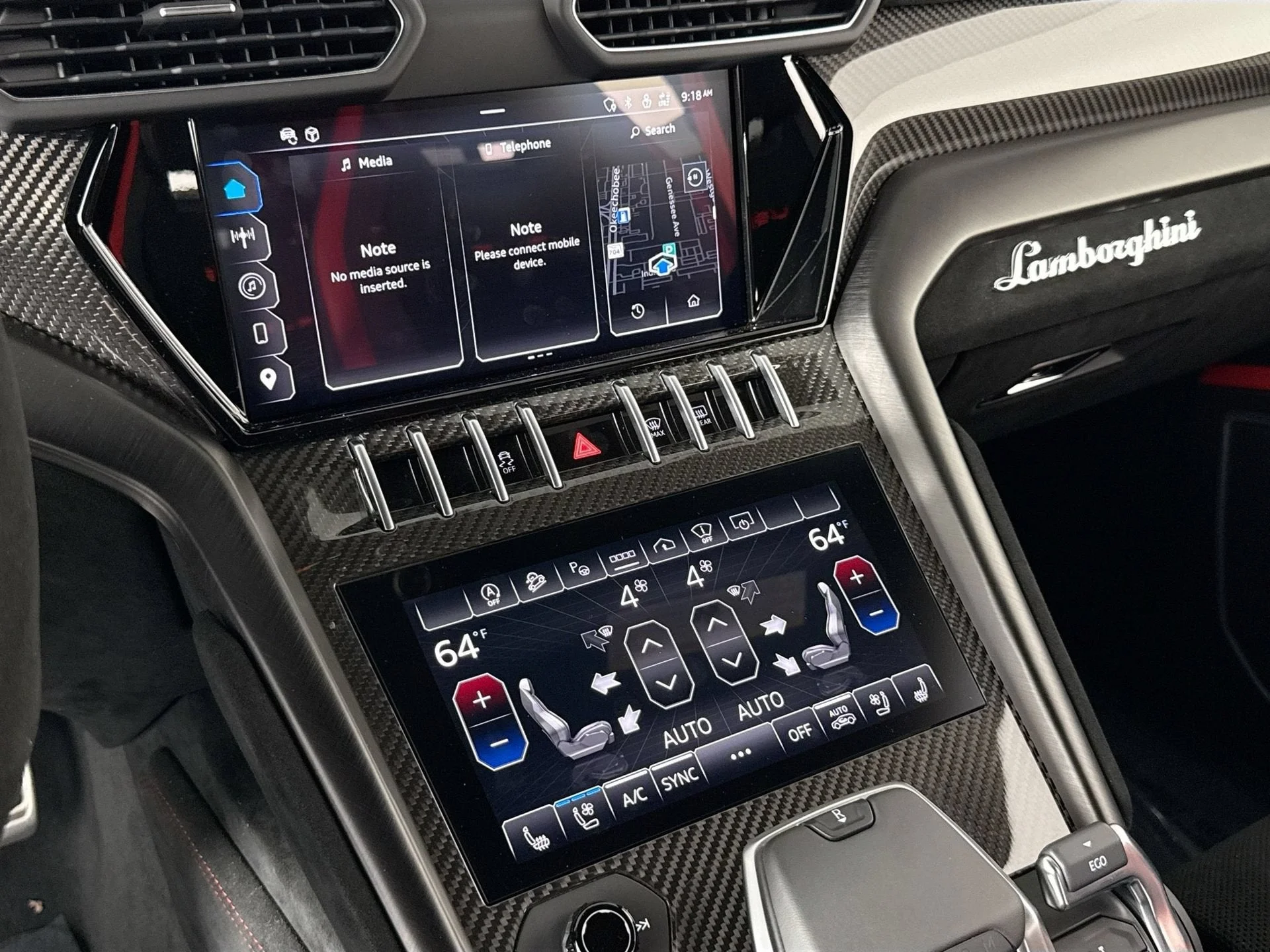 Used 2024 Bianco Monocerus Metallic Lamborghini Performante image 12