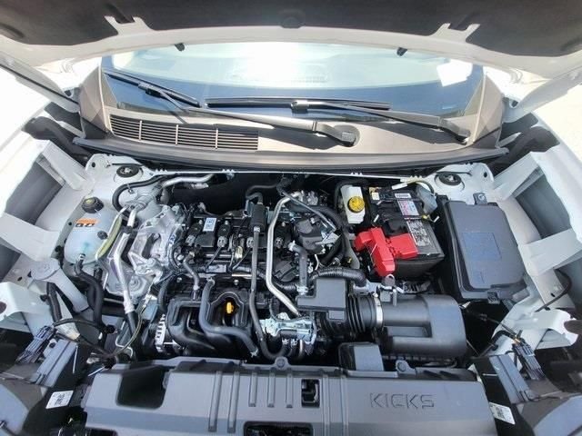 2025 Nissan Kicks SR - Photo 9