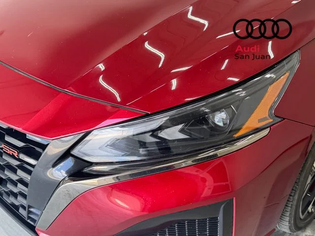 Used 2023 Red Nissan 2.5 SR image 4