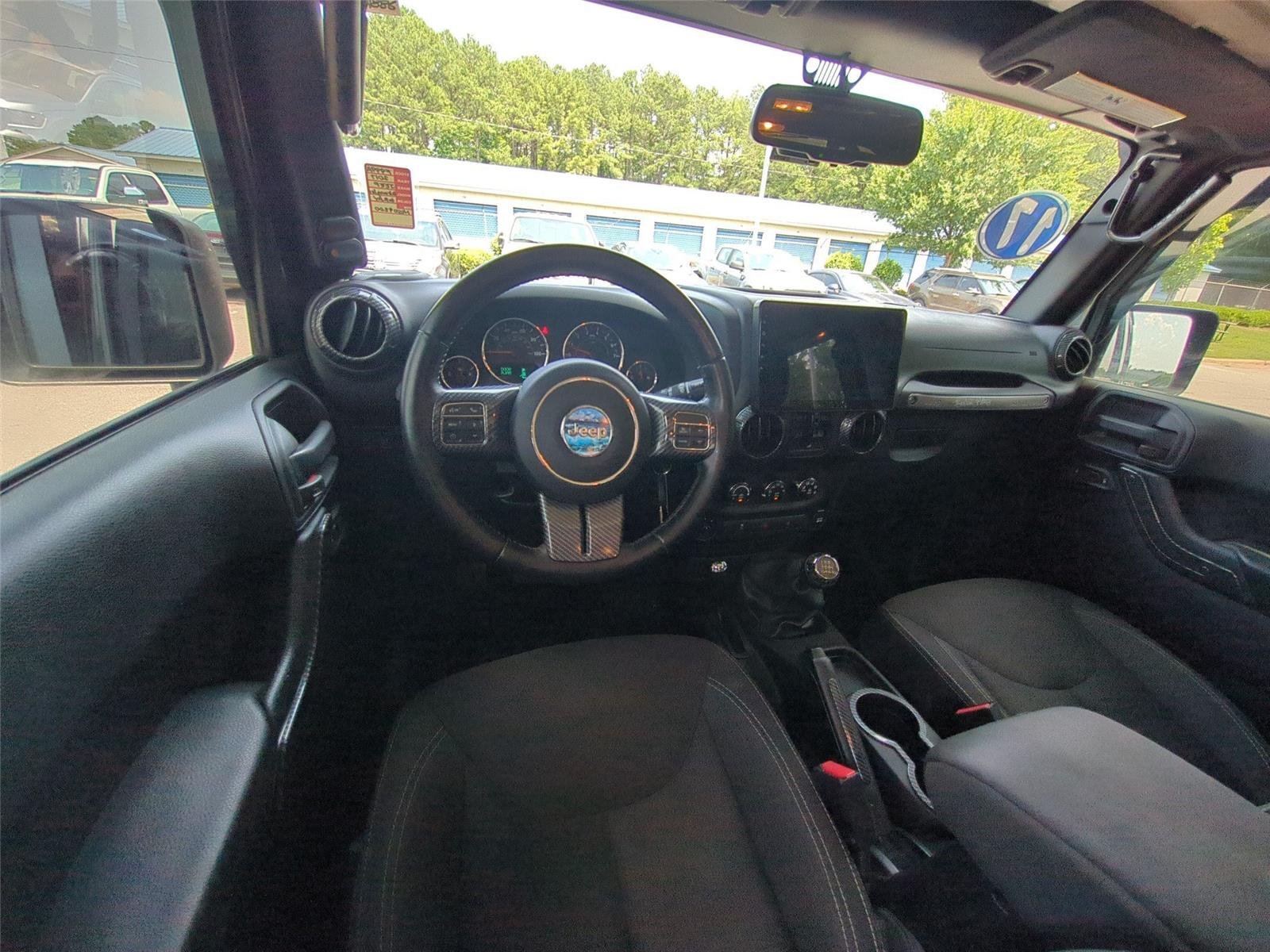 Used 2017 Granite Crystal Metallic Clearcoat Jeep Rubicon image 28