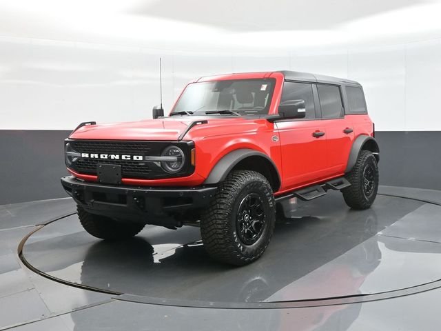 Used 2024 Red Ford Wildtrak image 3