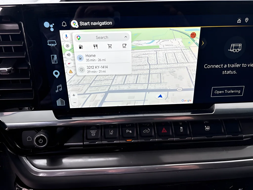 Used 2025 Pearl Chevrolet High Country image 21
