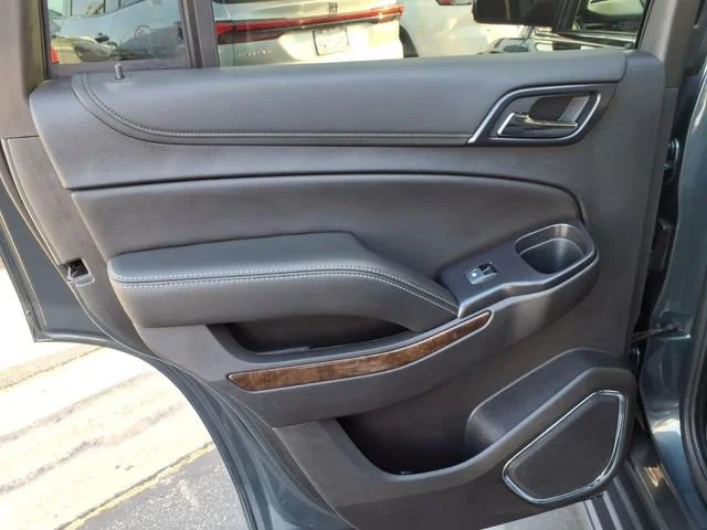 Used 2020 SHADOW GRAY METALLIC Chevrolet LS image 10