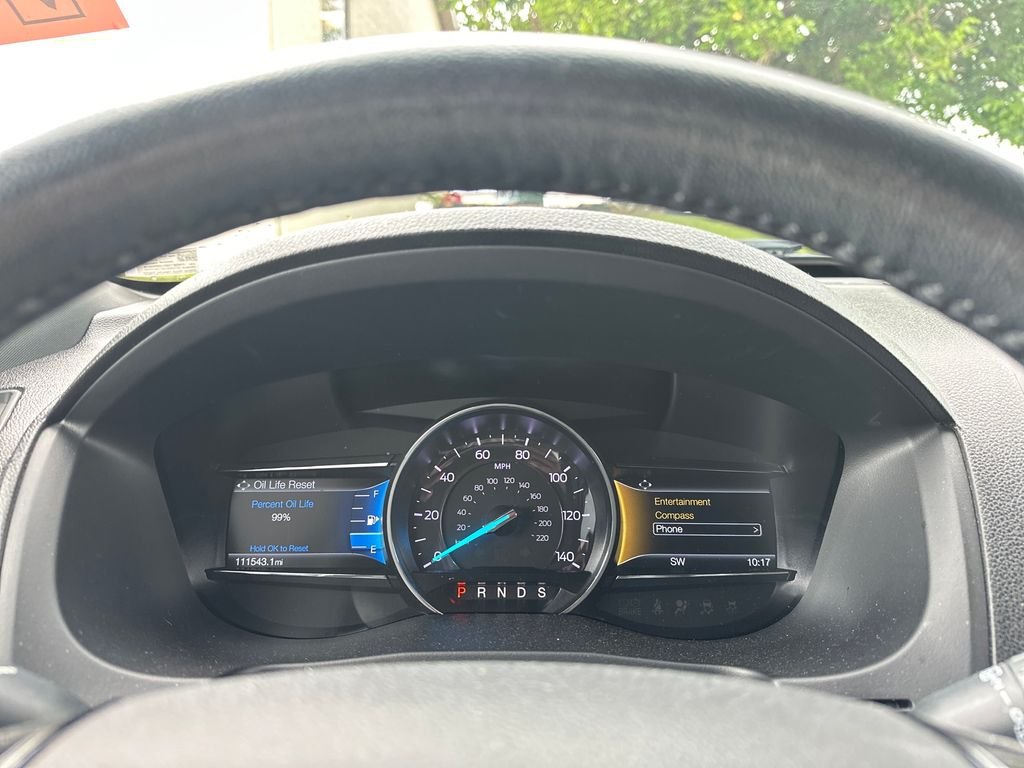Used 2018 Gray Ford XLT image 15