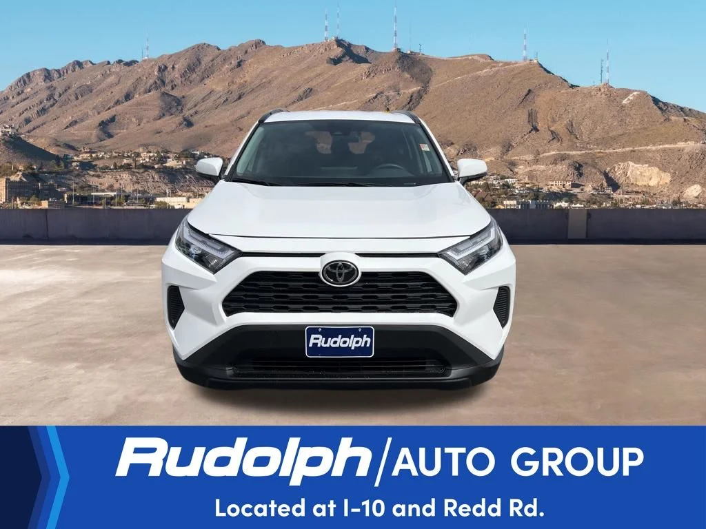 Used 2025 White Toyota XLE image 8