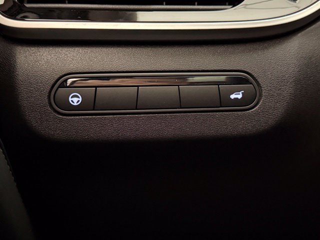 New 2026 RADIANT WHITE INFINITI Luxe FWD image 40