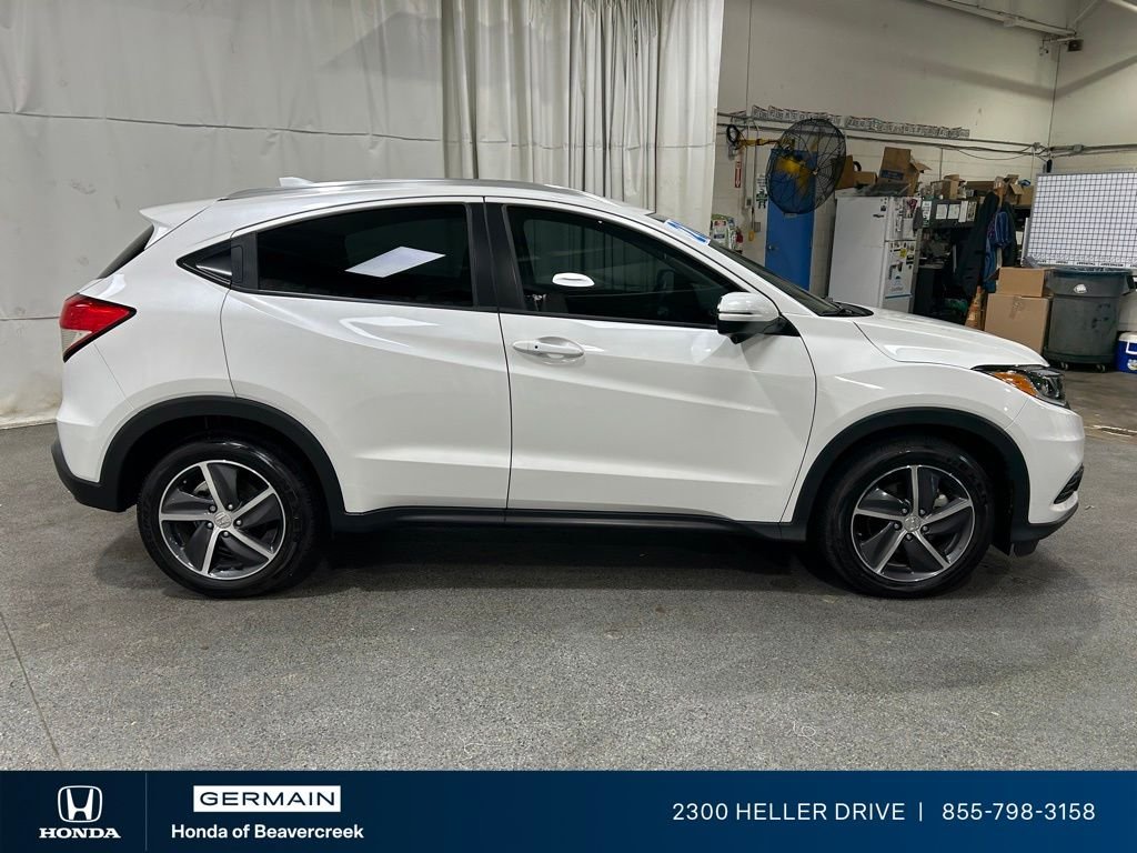 Certified Used 2022 Platinum White Pearl Honda 2WD EX image 9