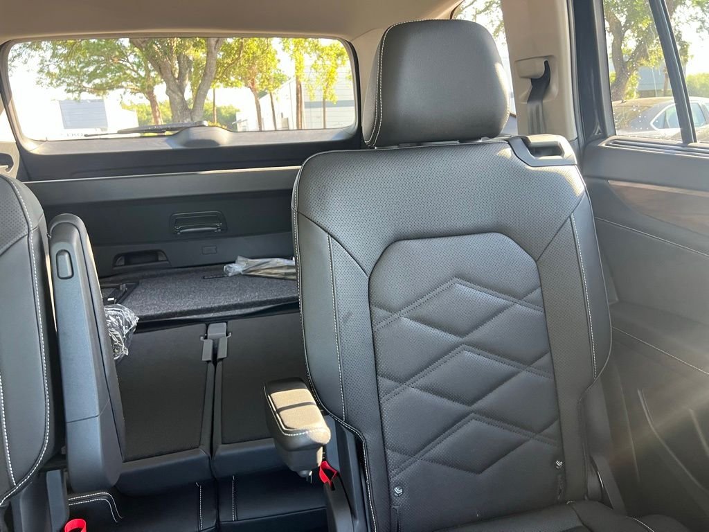 New 2026 Black Volkswagen SE w/Technology image 14