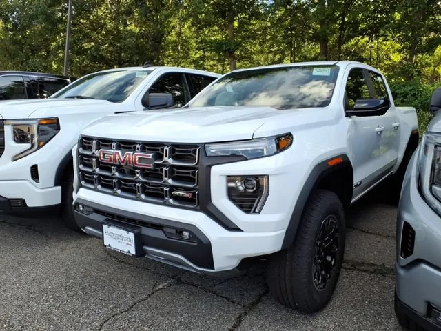 New 2026 Summit White GMC AT4 image 3