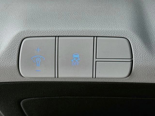 New 2026 Hyundai ELANTRA Limited