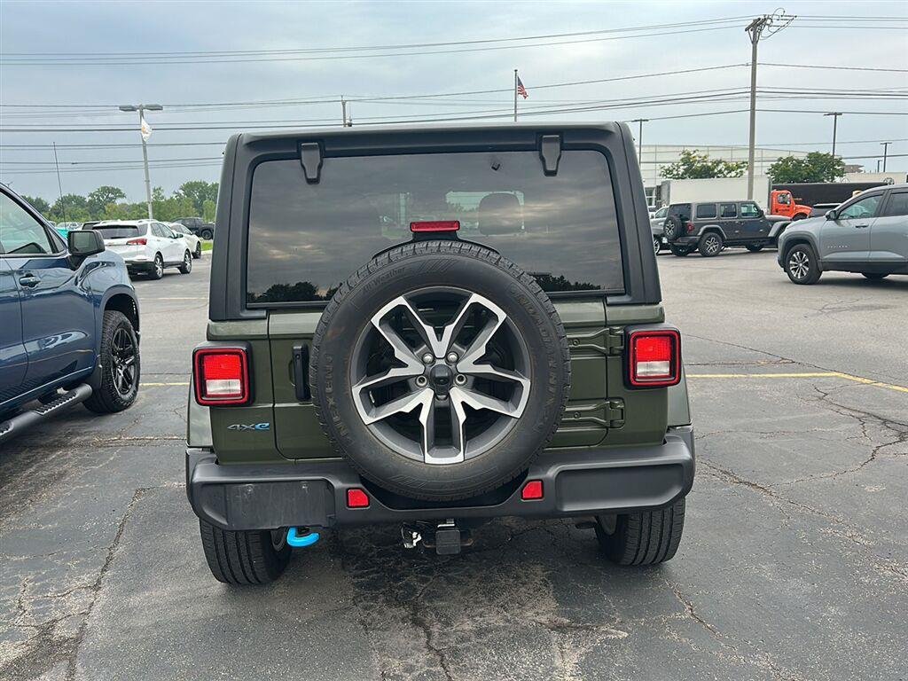 Used 2024 Sarge Green Clearcoat Jeep Sport S image 3
