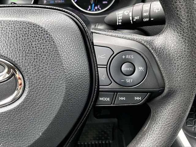 Used 2021 Red Toyota XLE image 25