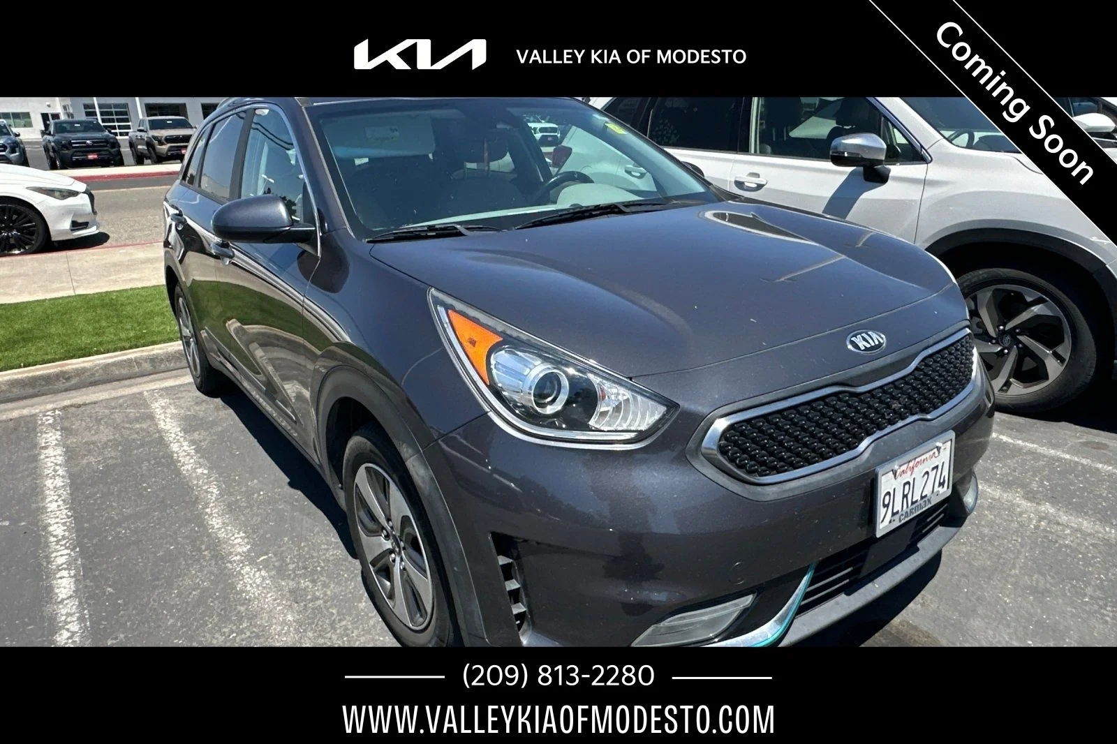 2019 Kia Niro LX PHEV's photo