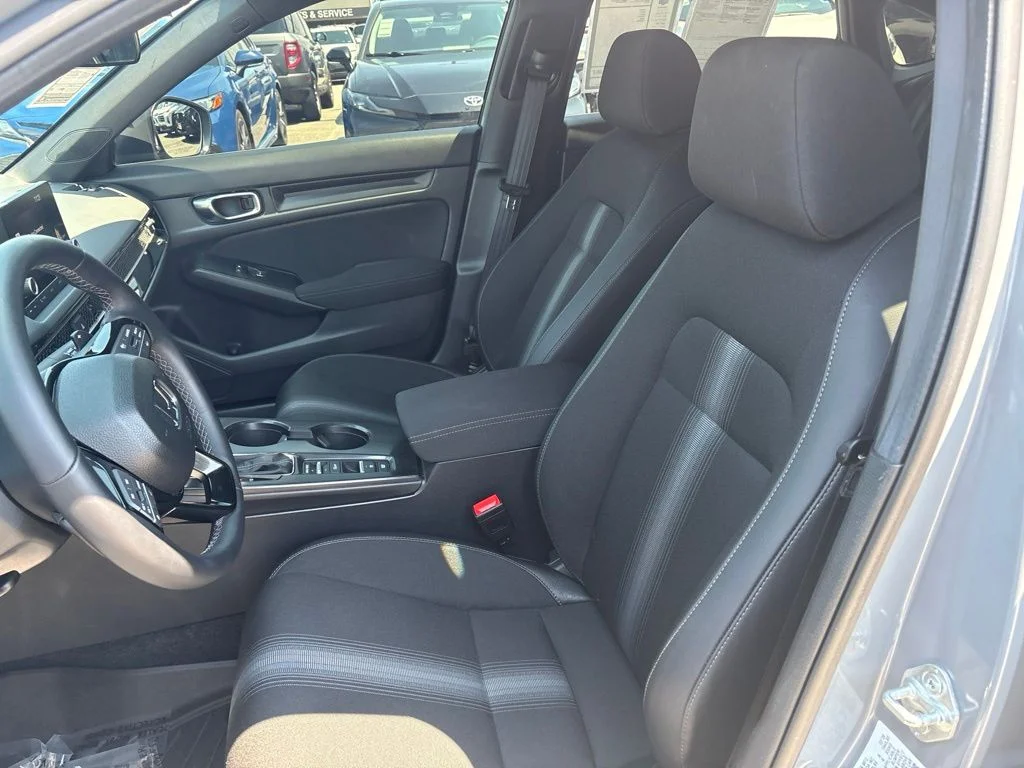 Used 2026  Honda Sport image 13