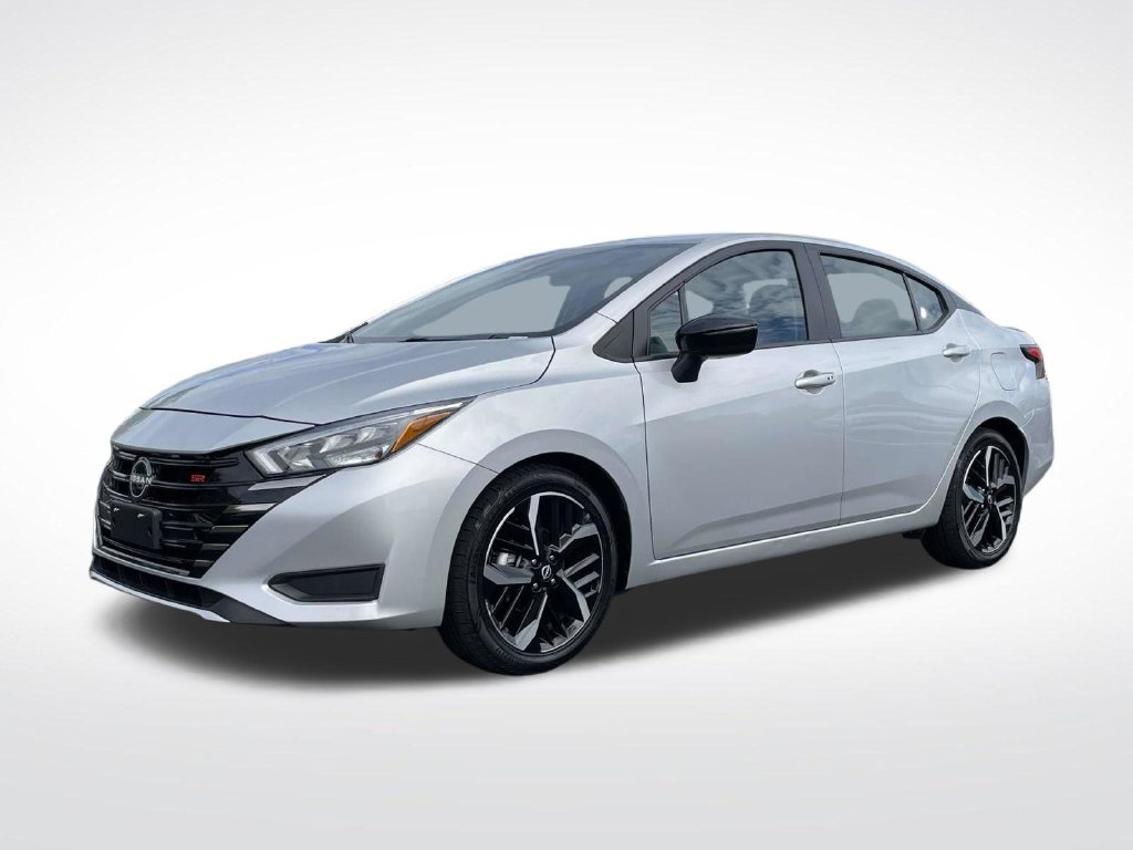 Used 2024 Silver Nissan 1.6 SR image 3