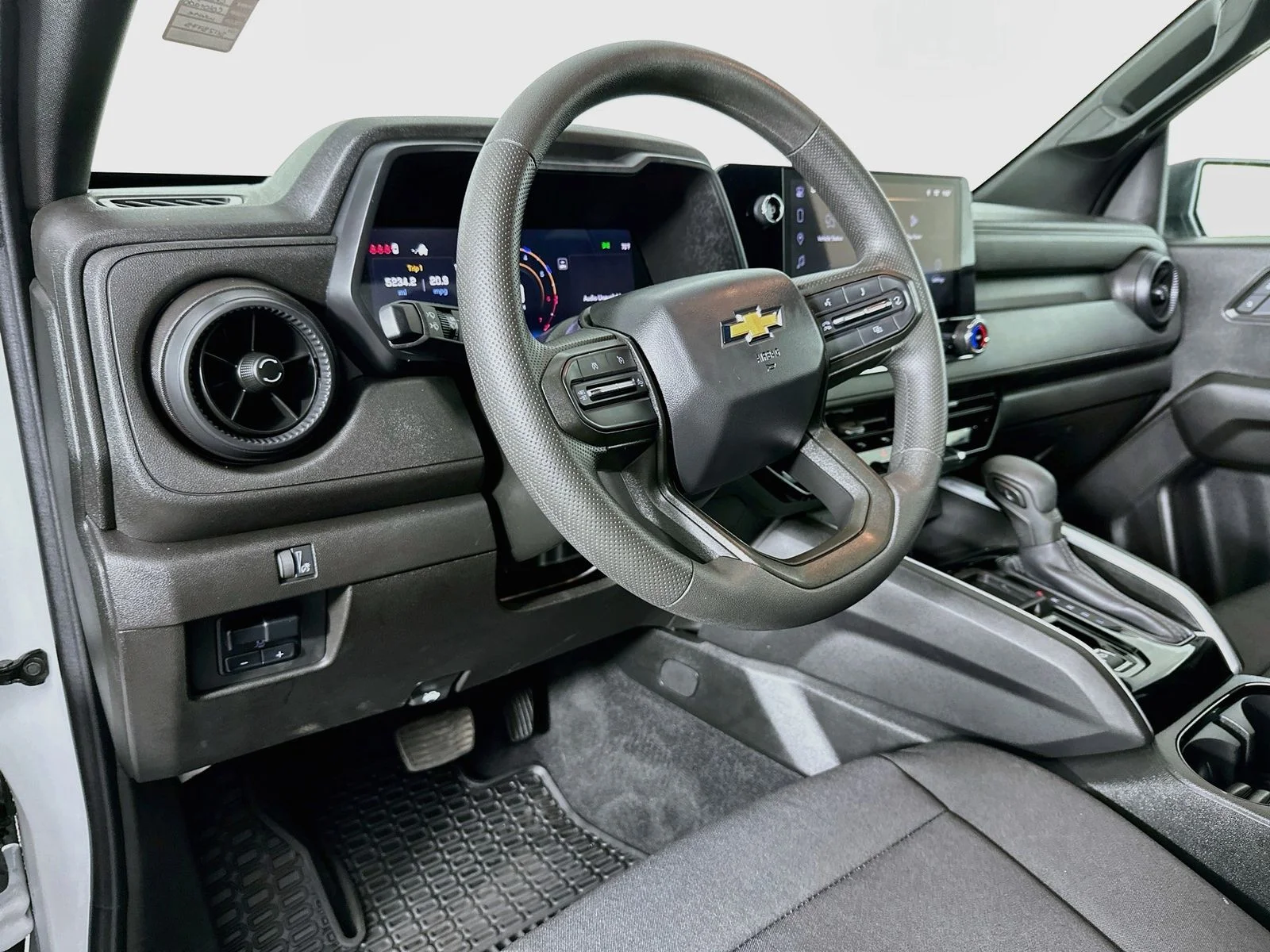 Used 2025 Summit White Chevrolet Work Truck image 10