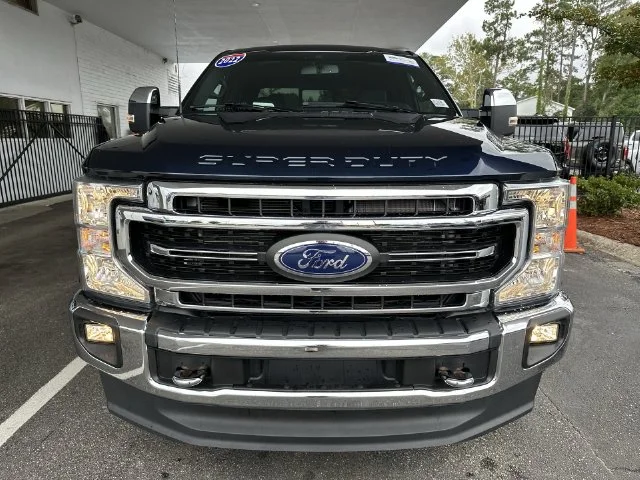 Used 2022 Blue Ford Lariat image 9