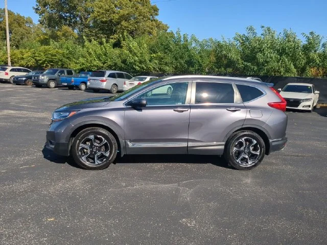 Used 2018 Modern Steel Metallic Honda Touring image 11
