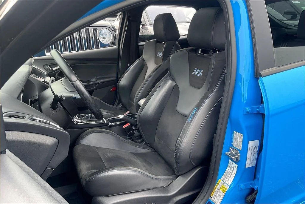 Used 2017 Blue Ford RS image 23