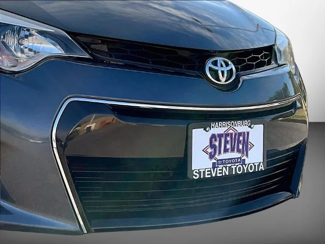 Used 2016 White Toyota S Plus image 37
