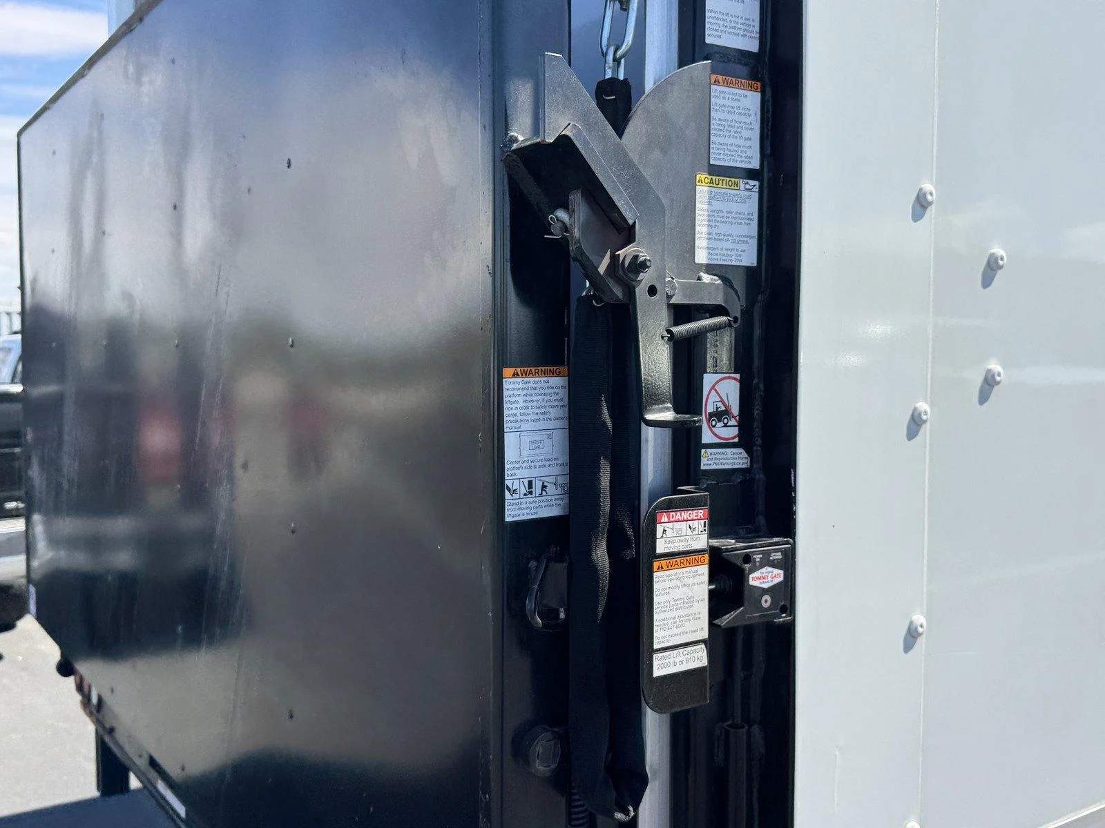 Used 2024 Arc White Chevrolet LCF image 11